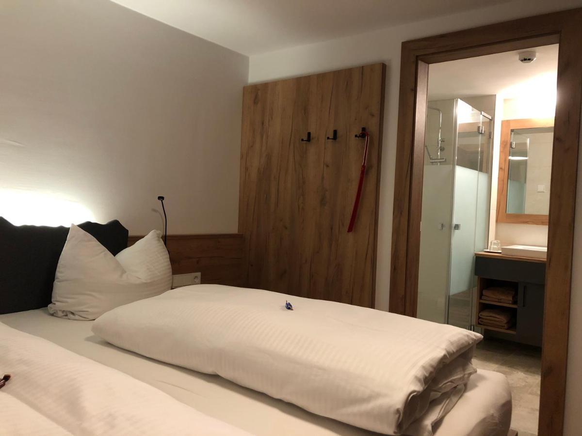 Gasthof Bergblick Berwang Buitenkant foto