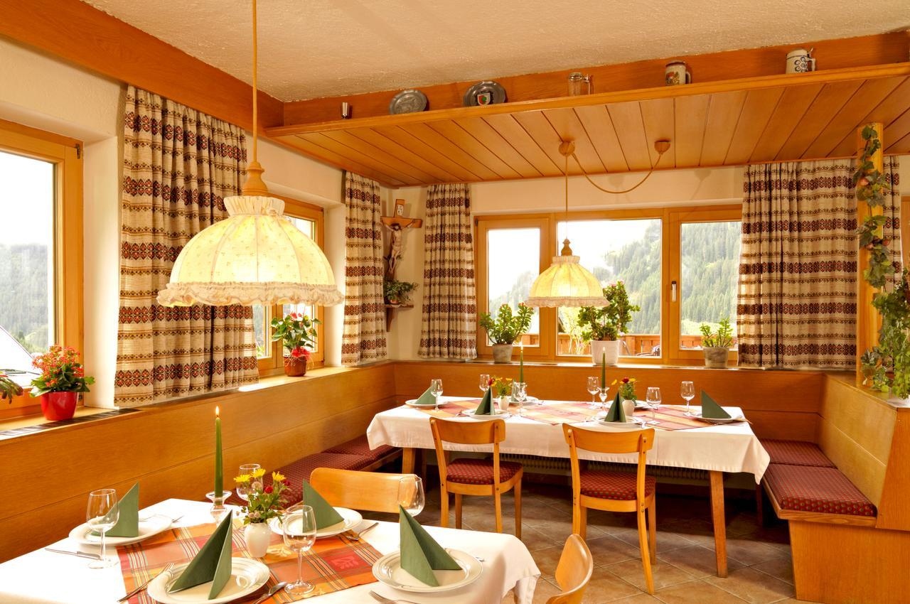 Gasthof Bergblick Berwang Buitenkant foto