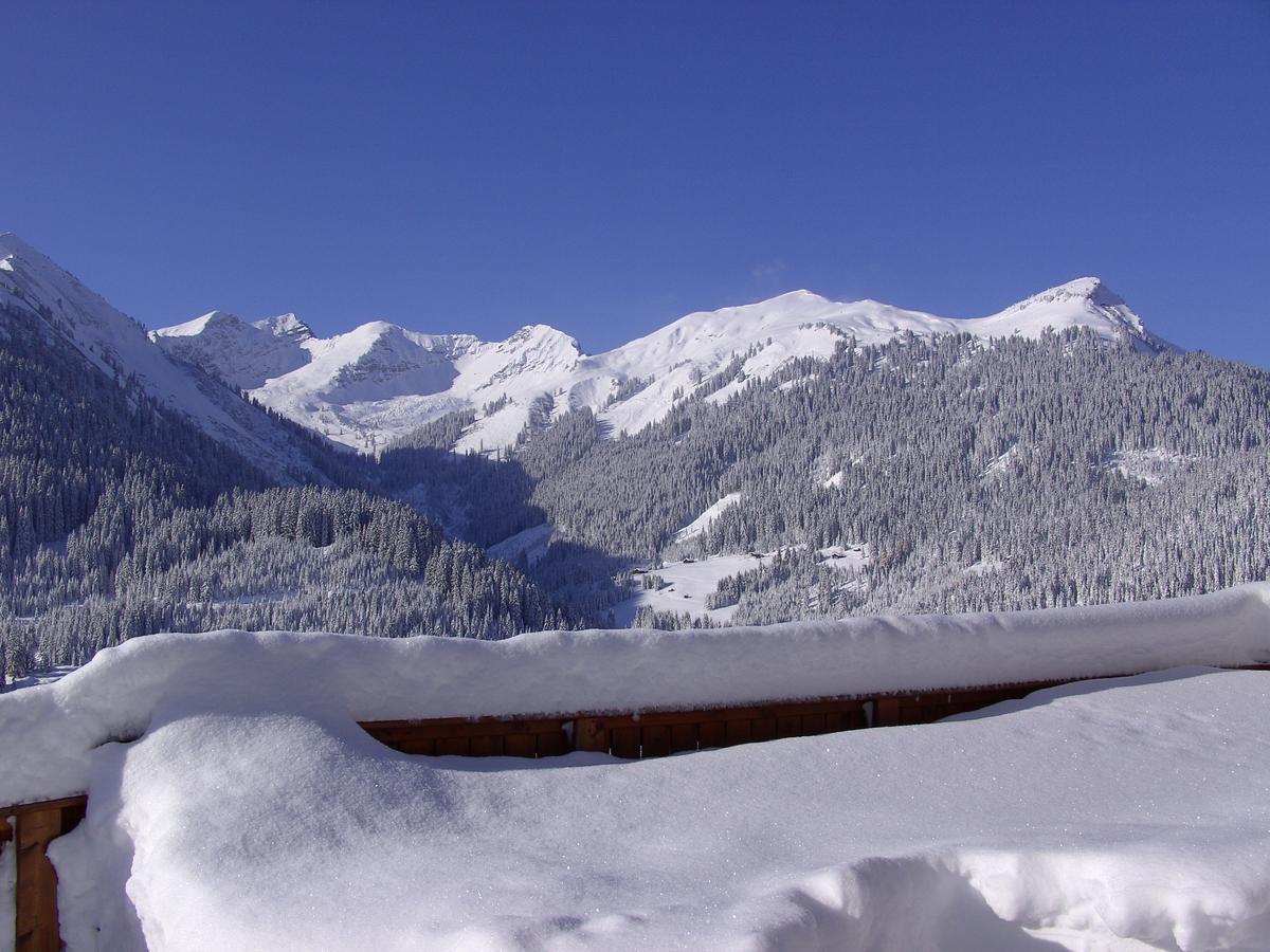 Gasthof Bergblick Berwang Buitenkant foto